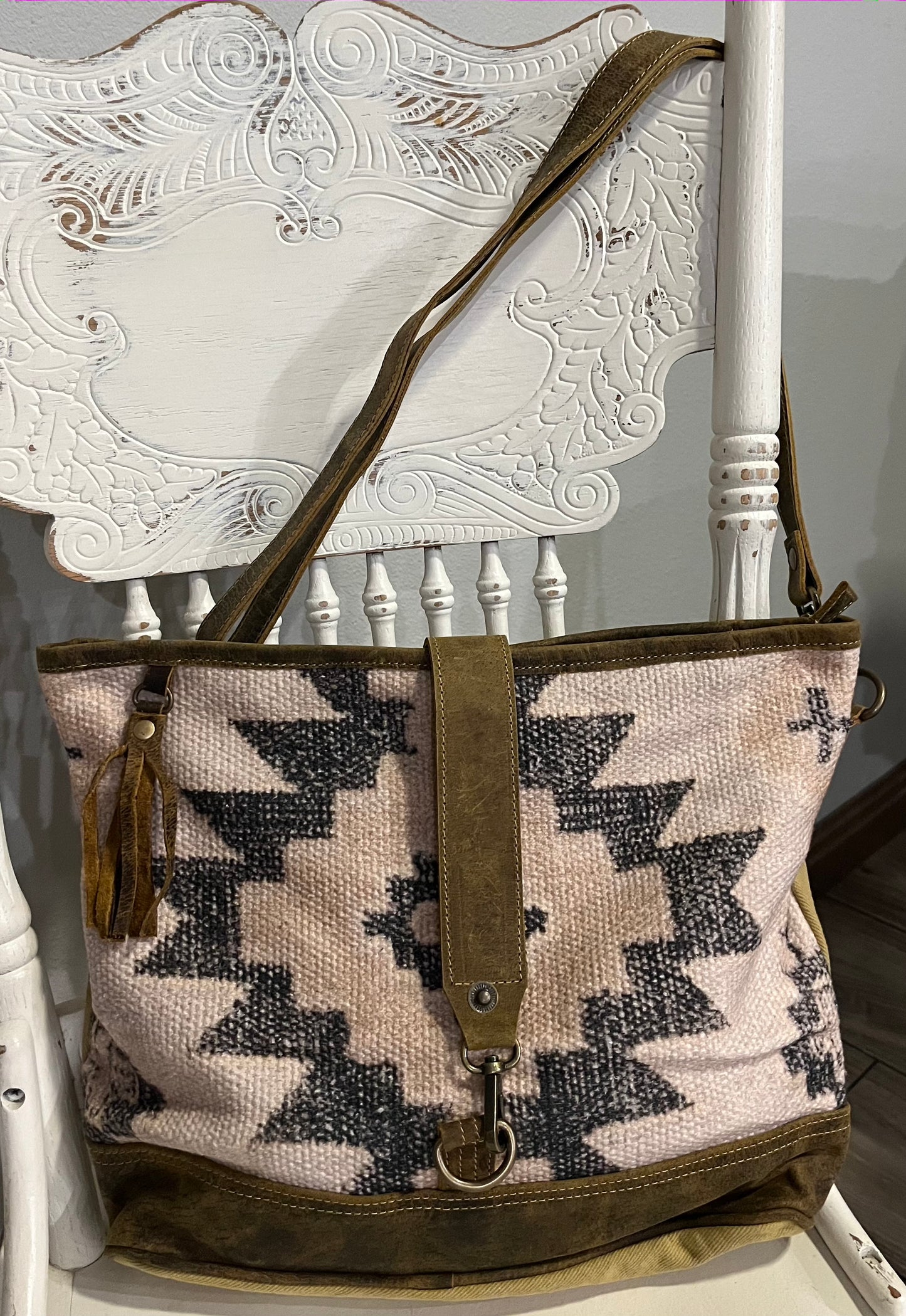 Entice Shoulder Bag